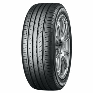 Neumático YOKOHAMA BLUEARTH-GT AE51 205/55 R16 91 V
